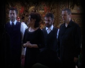 Дивна Любоевич и хор 'Мелоди' 009