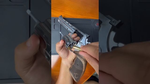 8 short 357 Magnum смотреть онлайн