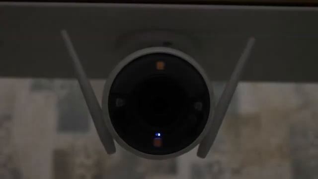 Видеокамера Ezviz C3W - Интенсивный предупреждающий сигнал о вторжении смотреть онлайн