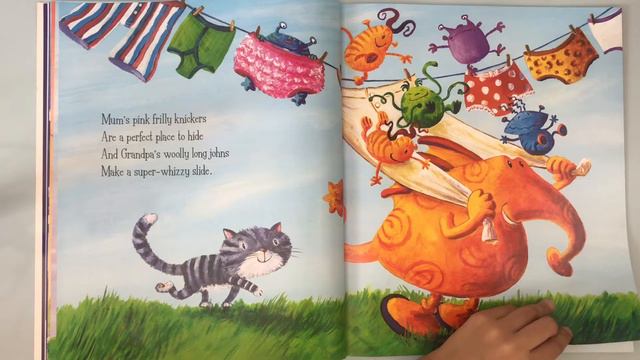 Read Aloud Aliens Loves Underpants by Claire Freedman and Ben Cort. Read By Zayn. смотреть онлайн