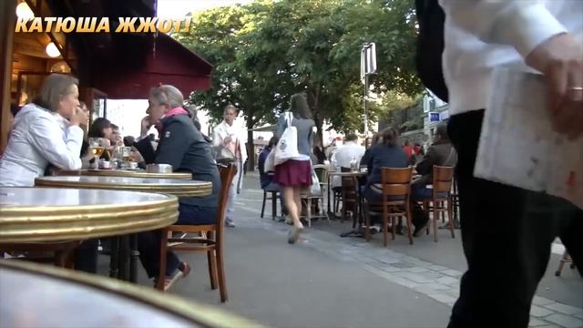 Круассаны с ежатиной! Франция докатилась! смотреть онлайн