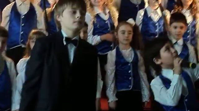 Поют моя сестра - София, а также Дарина, Маша и Тимофей, 2011 смотреть онлайн