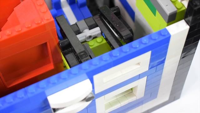 Ultimate LEGO Space Themed Pinball Machine смотреть онлайн