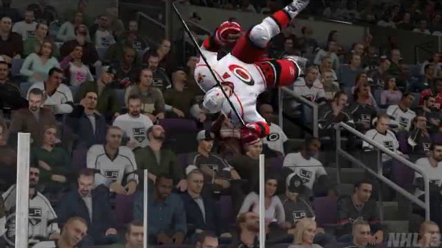 NHL 13 - The best Hip Check ever! смотреть онлайн