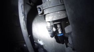 Как поменять топливный фильтр на шкода ЕТИ