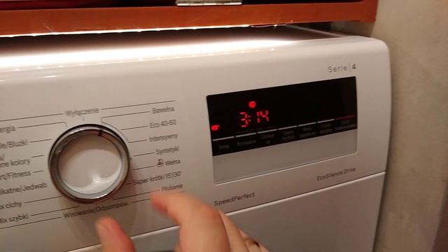 PRALKA BOSCH SERIE 4 WYŁĄCZENIE \ ŚCISZENIE DŻWIĘKU KOŃCZĄCEGO PRANIE смотреть онлайн