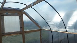 Теплица из досок и труб ПНД.mp4