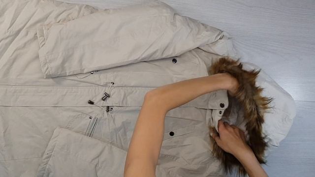 F5 05242 Folded Heavy Anoraks Сream/HQ ( Теплые куртки м/ж ) №14 18,75 кг 6,90€ за кг 24 ед смотреть онлайн