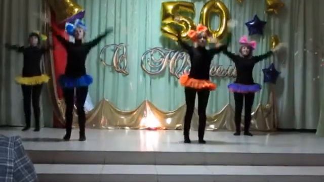 Танец кукол под песню Але але майская СР смотреть онлайн