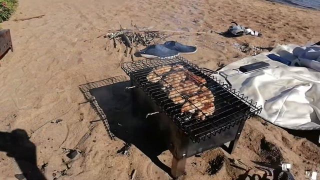 САМЫЙ ВКУСНЫЙ ШАШЛЫК B МОРЕ#говядина#приколы смотреть онлайн