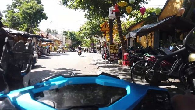 MOTORCYCLING ACROSS VIETNAM ( DANANG TO HOI AN ) смотреть онлайн