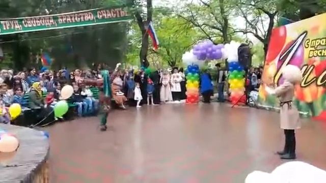 ансамбль "ДРУЖБА" выступили 1 мая в центральном парке смотреть онлайн