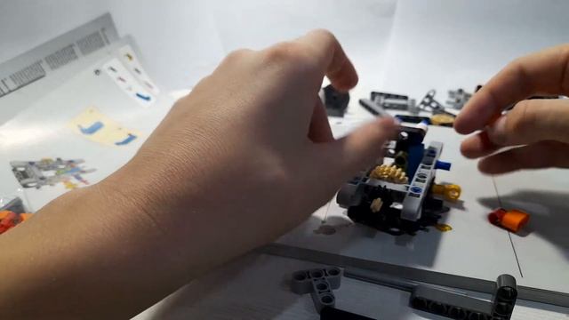 #2 Сборка. 1 часть. Новое LGO TECHNIC 42099 Экстримальный внедорожник смотреть онлайн