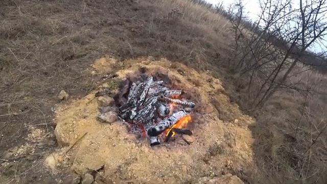 МЯСО ЗАПЕЧЕННОЕ в ЗЕМЛЕ. КАБАН ЗАПЕЧЕННЫЙ НА ПРИРОДЕ в КАМЕННОЙ ЯМЕ. ОКОРОК 12КГ смотреть онлайн