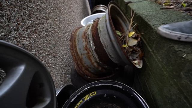 Lost and found: Hidden treasure trove of epic wheels and more! смотреть онлайн