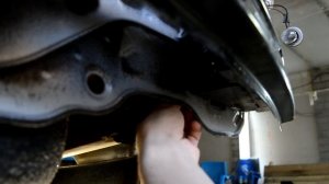 Hyundai Accent 2. Установка (снятие) заднего бампера