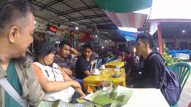 MENUNGGU KAPAL SANDAR PELABUHAN BATAM смотреть онлайн