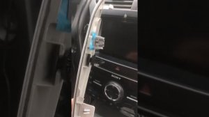 Демонтаж магнитолы Форд Эксплорер 5