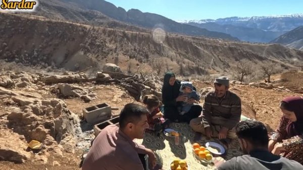 Exploring the Enchanting Rural Life of Sajjad: Family Bonding, Scrumptious Lunch, and Helping Hand
