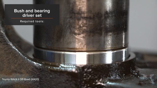 How to change front wheel bearing on TOYOTA RAV4 II [TUTORIAL AUTODOC] смотреть онлайн