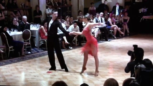 Vadim & Alina Safonov Rumba Pro-Show смотреть онлайн