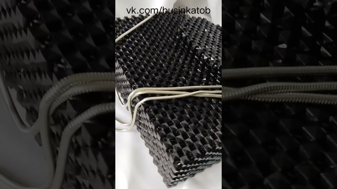 Черная сумка из бусин смотреть онлайн