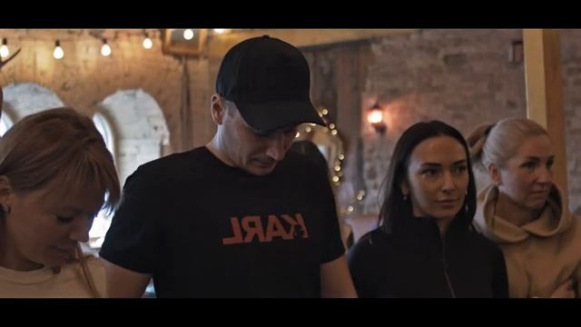 Групповое стояние на Доске Садху: в чем магия этого инструмента? | Юрий Кручин смотреть онлайн