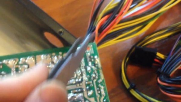 Ремонт блока питания AeroCool VX-700