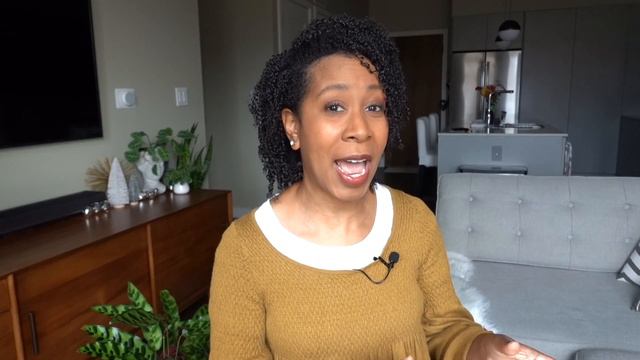 How to Organize a Small Bedroom with The Organized Soprano смотреть онлайн