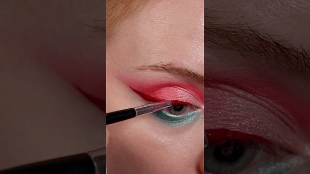 Нарисовала макияж на бумаге и повторила его? смотреть онлайн