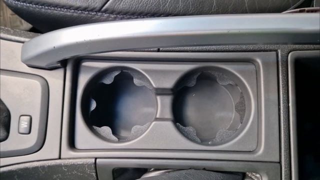 New cup holder center console rubber insert Volvo V70/XC70 2000-2004 смотреть онлайн