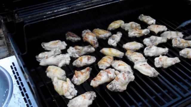 Orange Marmalade Honey Sriracha Wings смотреть онлайн