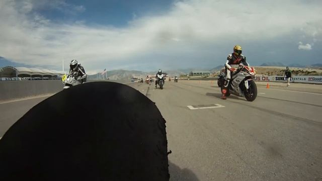 Launch and Crash Honda CBR 1000RR Race Bike Leo Vince System смотреть онлайн
