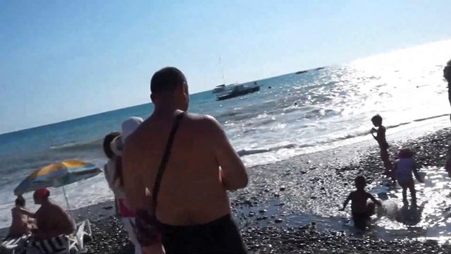 Пляж в Лазаревском 2015г смотреть онлайн
