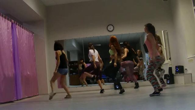 вид сзади, связка pobreDiabla смотреть онлайн