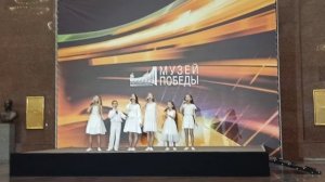 Как прекрасен этот мир, муз. Д.Тухманов, сл. В.Харитонов