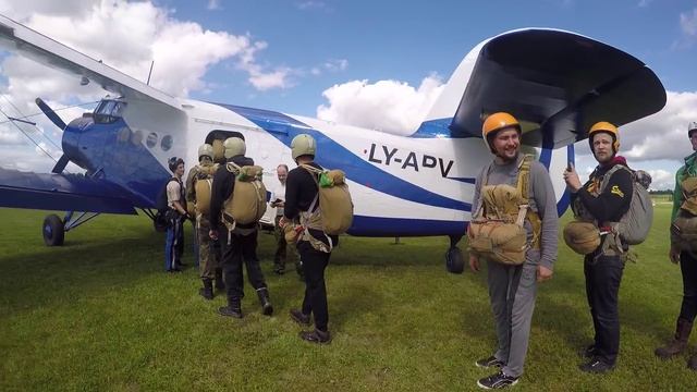 Подарок от друзей на свадьбу. 01.08.2015 Таллинн смотреть онлайн