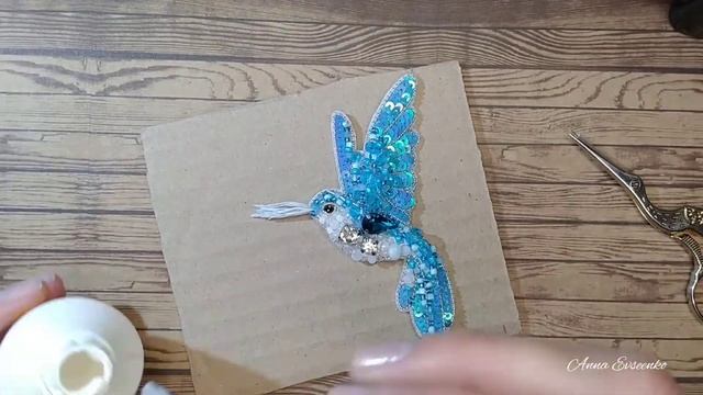 Брошь Колибри/Делаю клюв из ниток смотреть онлайн