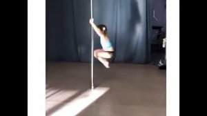 ДЕТСКИЙ POLE DANCE. ОЧЕНЬ ВЕСЕЛО И ЗАЖИГАТЕЛЬНО.
