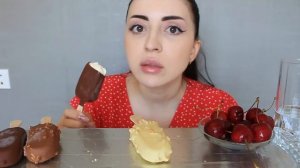 ЖЕНАТЫЙ МУЖЧИНА 😜 6 МОРОЖЕНЫХ ЗА РАЗ 🌸 Mukbang Ayka Emilly