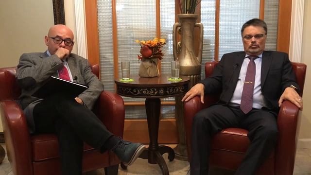 Кто и как может получить рабочую визу в США? Реально ли найти работу в США для визы H-1B? смотреть онлайн