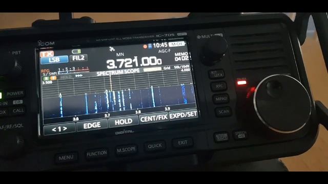 ICOM IC-7300 - ICOM IC-705 - COMPARISON HF смотреть онлайн