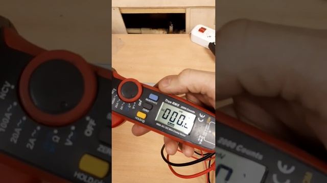 Как измерить напряжение аккумулятора мультиметром. Как проверить аккумулятор. смотреть онлайн