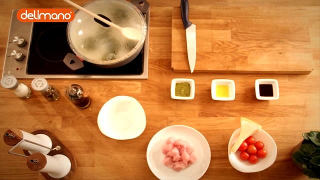 Спагети с пуешко и песто дженовезе - рецепти смотреть онлайн