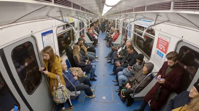Таймлапс в вагоне метро (Timelapse In The Subway Car)