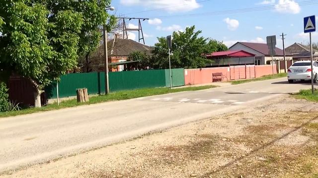 Прогулка по улочкам х Новоукраинский Крымский район Краснодарский край смотреть онлайн