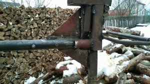 Дровокол пружинный самодельный. Первое испытание.