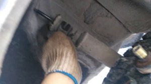 Рено Логан и Ниссан альмера стук задней подвески.