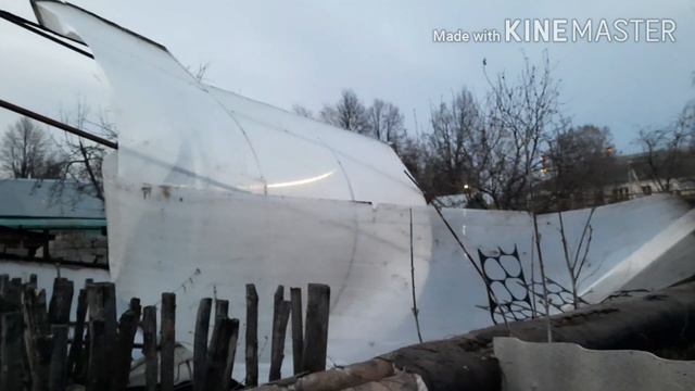 Летающая теплица.Последствие урагана в Татарстане г Заинск смотреть онлайн