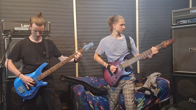 ЗАЧЕМ НАКУРИВАТЬ ОСУ?! | КРУСПЕР ЗАВОЗИТ КОНТЕНТ | FryTheDaily #3